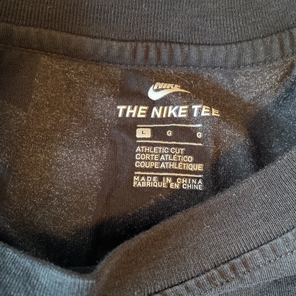 Nike Crop Top - Picture 3 of 3